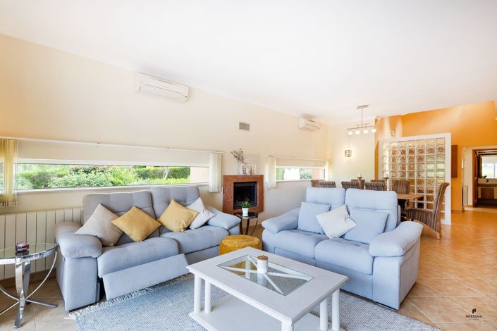 Image No.19-4 Bed Villa for sale