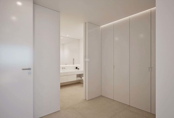 Image No.17-4 Bed Villa for sale