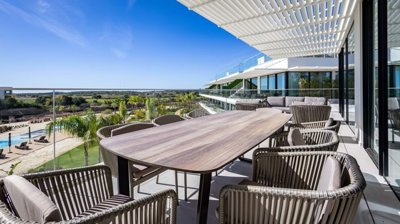 3 Bed Apartment for sale