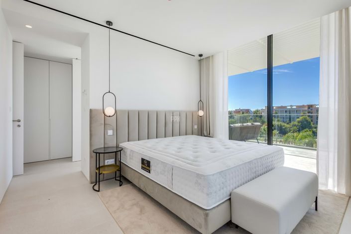 Image No.11-3 Bed Apartment for sale