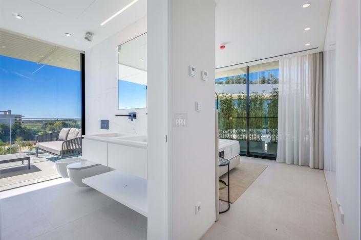 Image No.9-3 Bed Apartment for sale