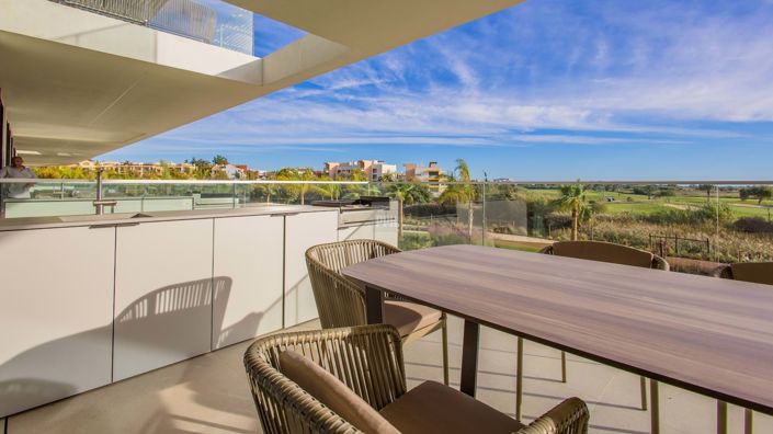 Image No.18-2 Bed Apartment for sale