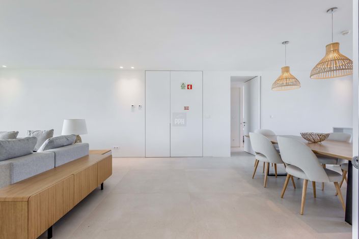 Image No.20-2 Bed Apartment for sale