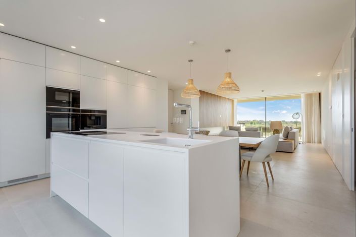 Image No.8-2 Bed Apartment for sale