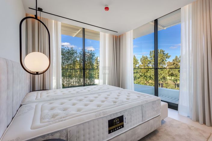 Image No.19-3 Bed Apartment for sale