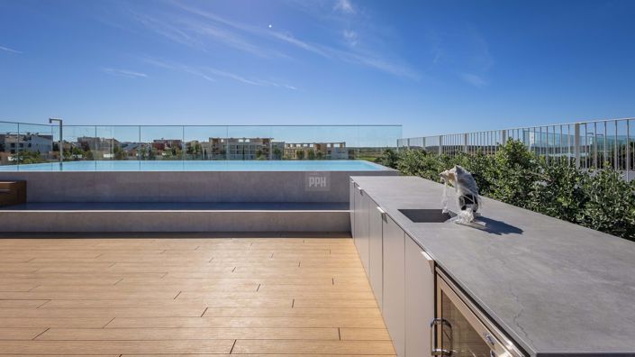 Image No.30-3 Bed Apartment for sale