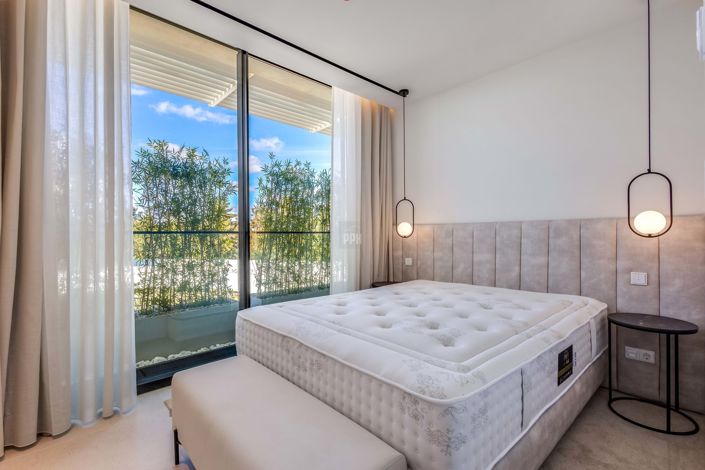 Image No.17-3 Bed Apartment for sale