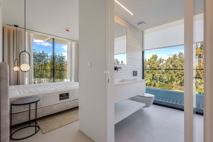 Image No.19-3 Bed Apartment for sale