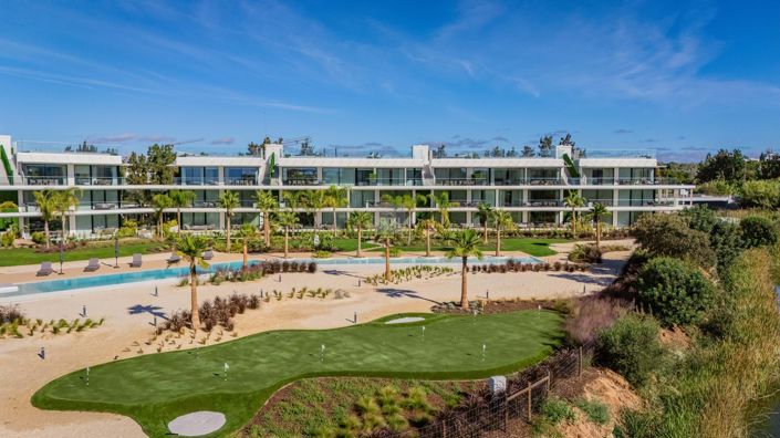 Image No.34-3 Bed Apartment for sale