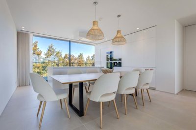 2344-361433-f99b9e343b07b1ea73851c331dc41644a