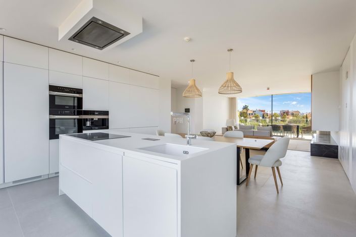 Image No.4-2 Bed Apartment for sale