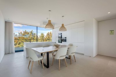 2344-361448-f99b9e343b07b1ea73851c331dc41644a