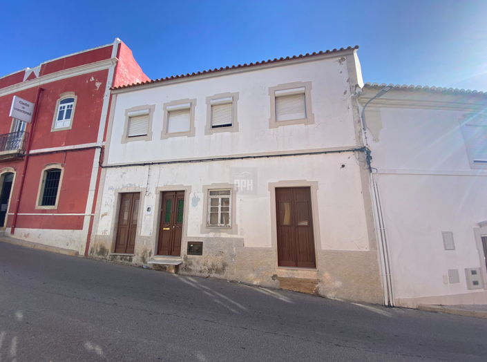 Image No.2-2 Bed Villa for sale