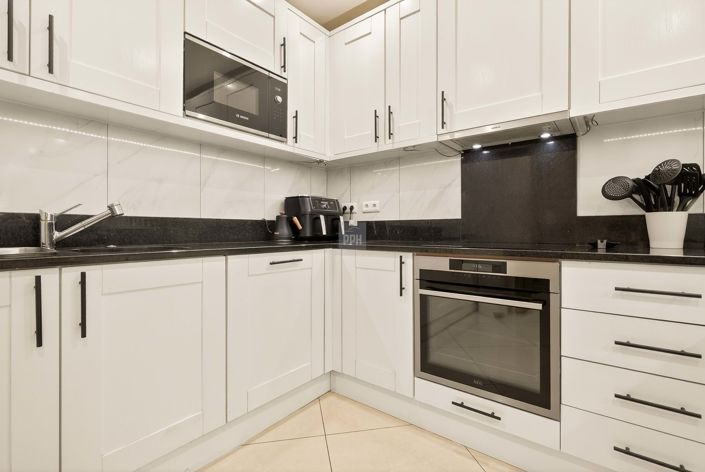 Image No.13-4 Bed Townhouse for sale