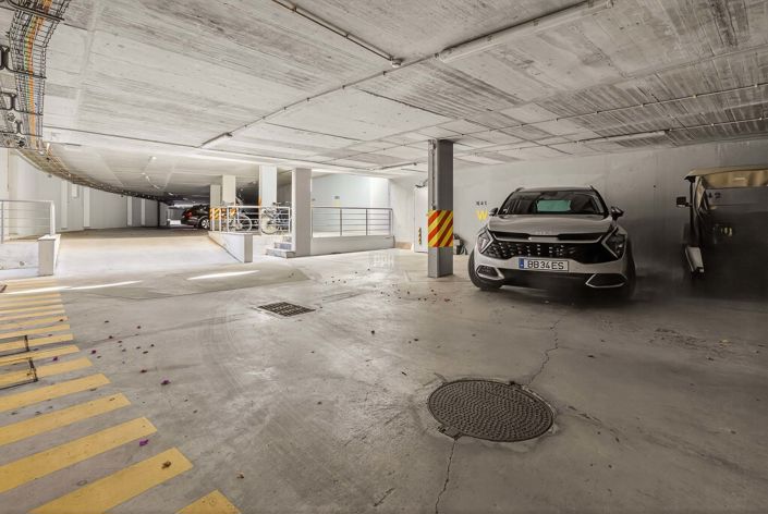 Image No.39-4 Bed Townhouse for sale