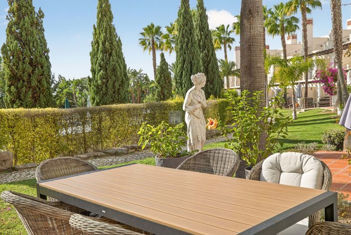 Image No.43-4 Bed Townhouse for sale