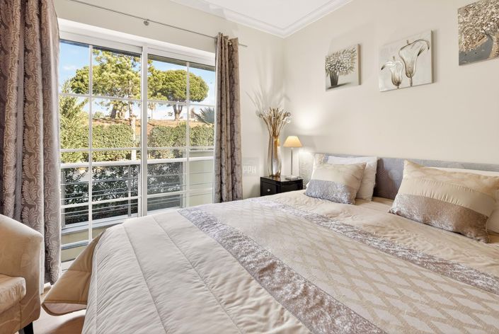 Image No.6-4 Bed Townhouse for sale