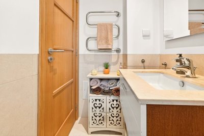 2344-363906-f99b9e343b07b1ea73851c331dc41644a