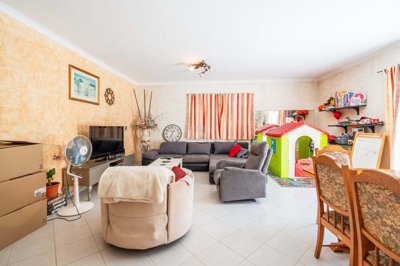 2344-366052-f99b9e343b07b1ea73851c331dc41644a