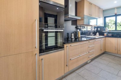 2344-366049-f99b9e343b07b1ea73851c331dc41644a