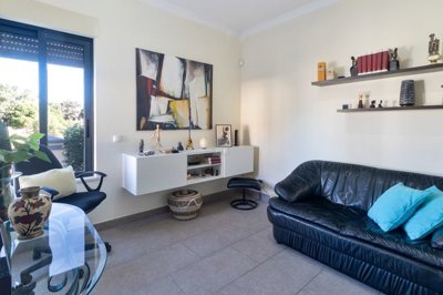 2344-366049-f99b9e343b07b1ea73851c331dc41644a