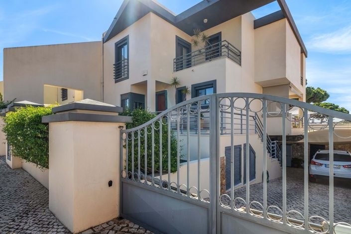 Image No.2-Propriété de 3 chambres à vendre à Quarteira