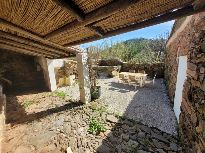 Image No.3-1 Bed Villa for sale