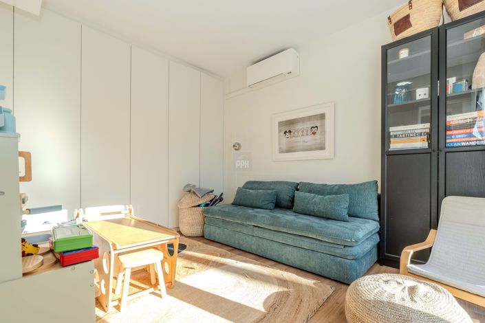 Image No.11-3 Bed Townhouse for sale