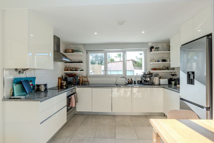 Image No.15-3 Bed Townhouse for sale