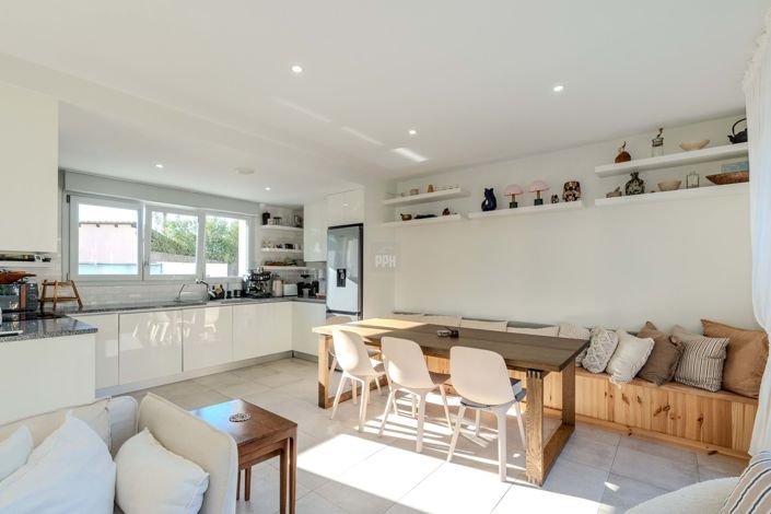 Image No.16-3 Bed Townhouse for sale