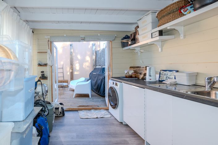 Image No.19-3 Bed Townhouse for sale