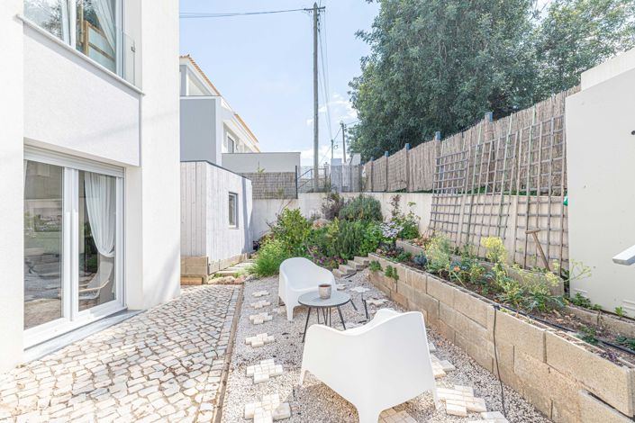 Image No.33-3 Bed Townhouse for sale