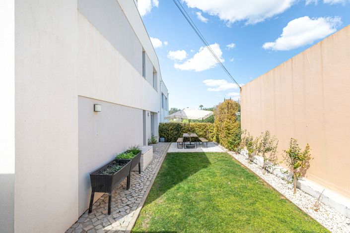 Image No.36-3 Bed Townhouse for sale