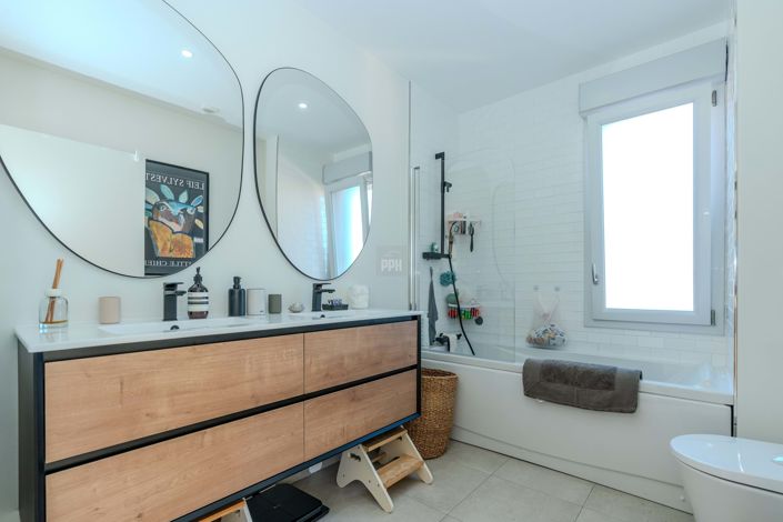 Image No.5-3 Bed Townhouse for sale