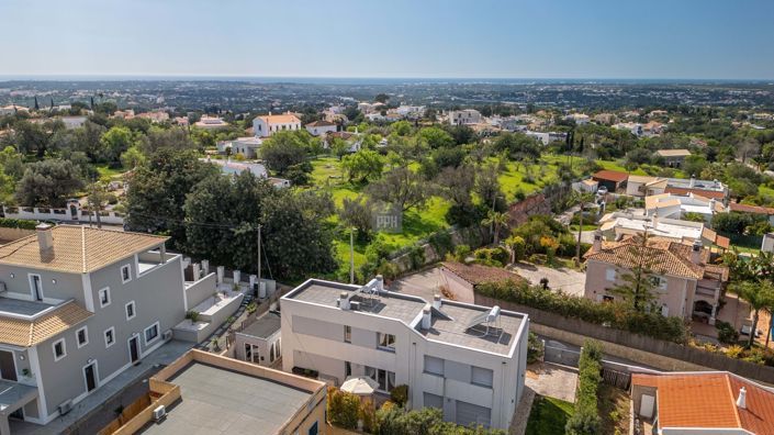 Image No.55-3 Bed Townhouse for sale