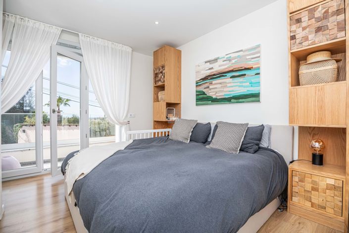 Image No.8-3 Bed Townhouse for sale