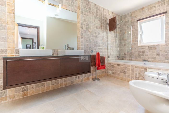 Image No.35-Villa de 5 chambres à vendre à Loule