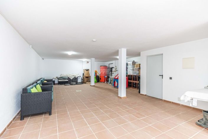 Image No.4-Villa de 5 chambres à vendre à Loule