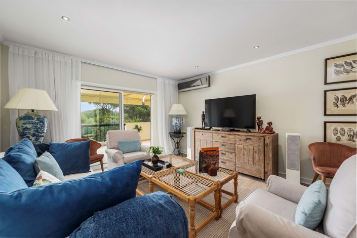 Image No.20-3 Bed Apartment for sale