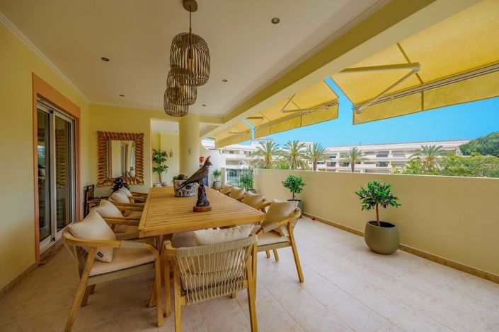 Image No.24-3 Bed Apartment for sale