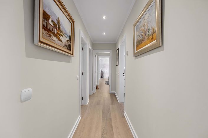 Image No.6-3 Bed Apartment for sale