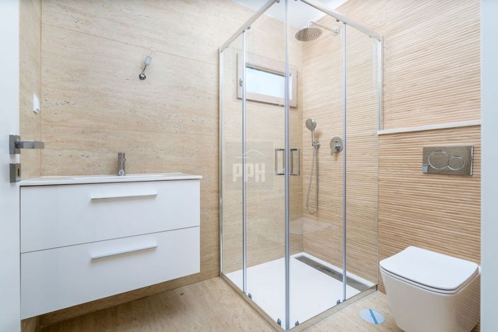 Image No.16-3 Bed Villa for sale