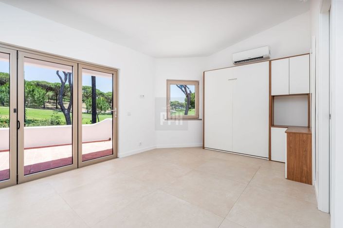Image No.2-3 Bed Villa for sale