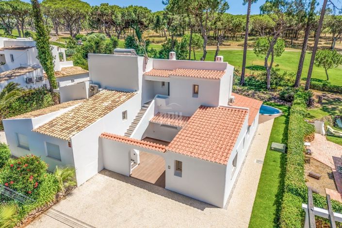 Image No.26-3 Bed Villa for sale