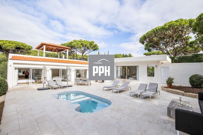 Image No.29-3 Bed Villa for sale