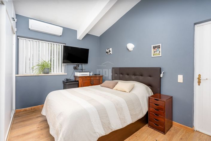 Image No.11-2 Bed Semi-Detached for sale