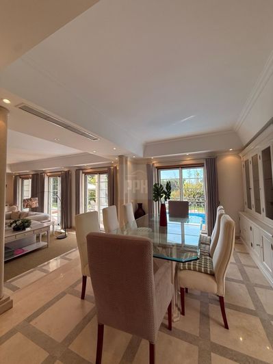 Image No.10-4 Bed Apartment for sale