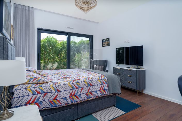 Image No.12-4 Bed Villa for sale