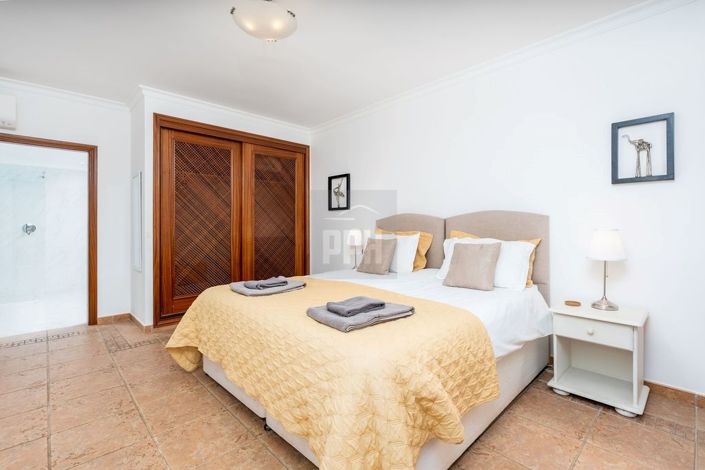Image No.16-5 Bed Villa for sale
