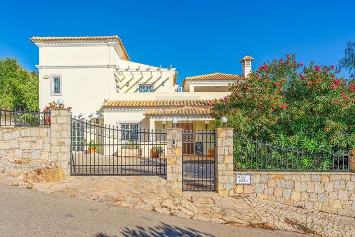 Image No.42-5 Bed Villa for sale